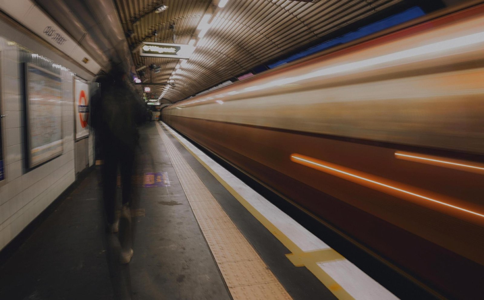 London Photography Awards Winner - The City's Quiet Passing