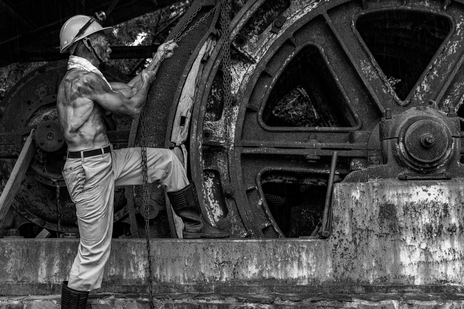 London Photography Awards Winner - Miners' Dark Underground Records
