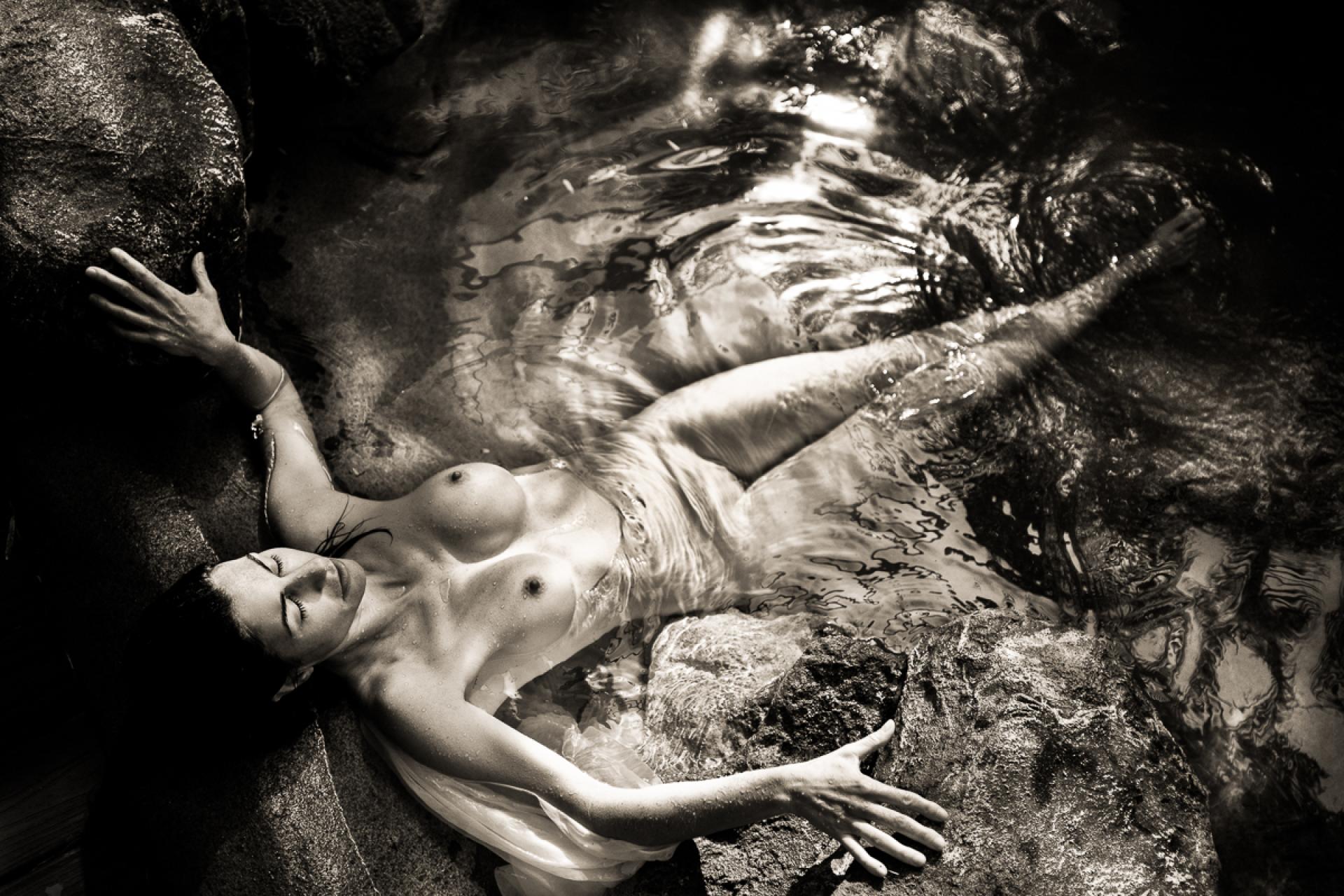 London Photography Awards Winner - Afternoon Bath
