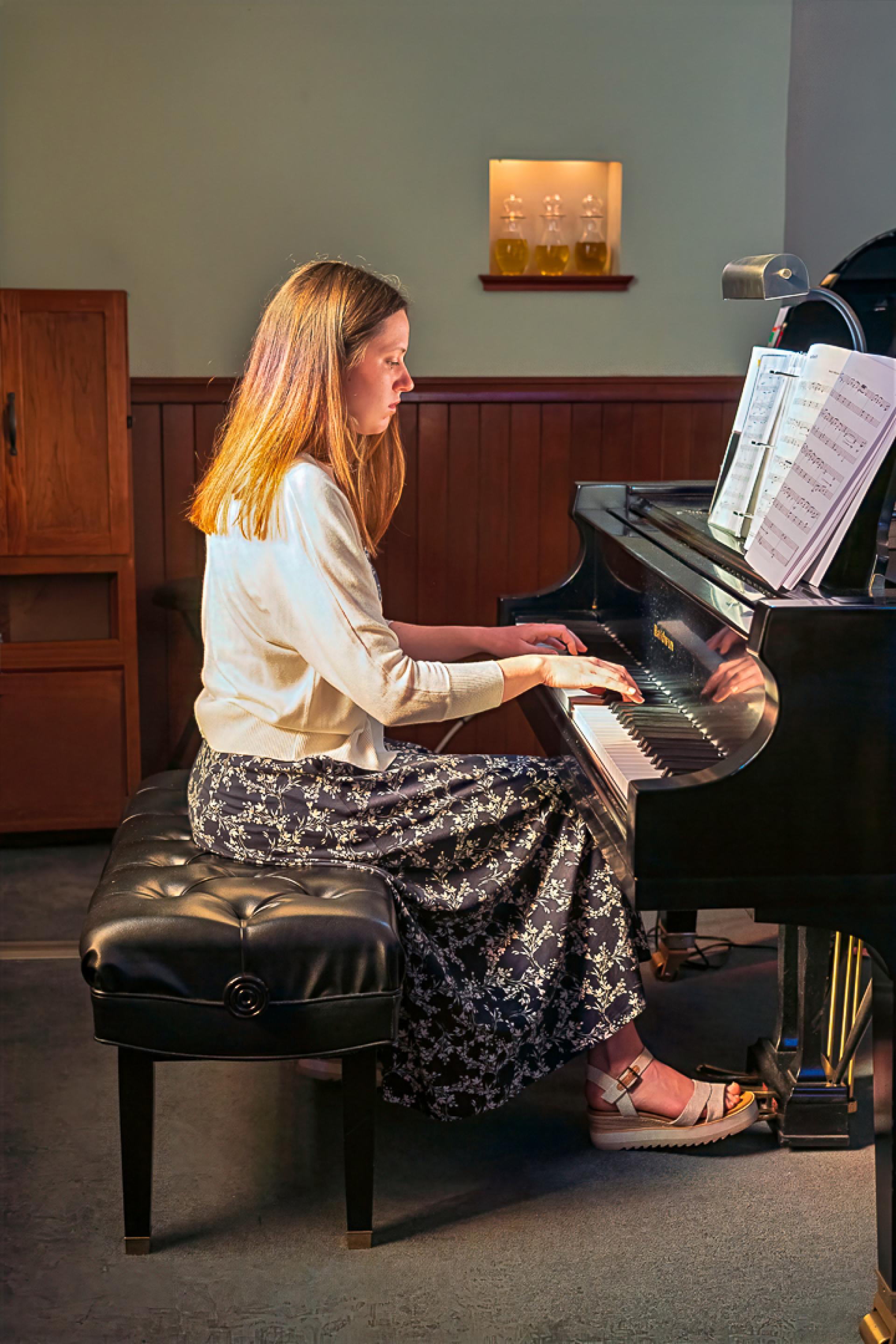 London Photography Awards Winner - Morning Light at the Piano
